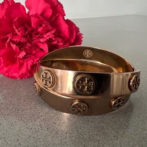 Tory Burch - Double Wrap Logo Stud Bracelet
